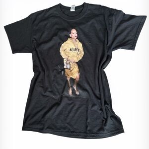 Vintage style Rihanna Graphic T-Shirt Sz Large